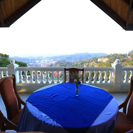 Alcam Holiday Home Kandy Ngoại thất bức ảnh