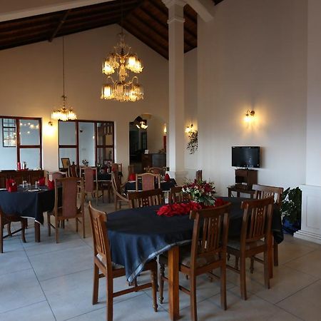 Alcam Holiday Home Kandy Ngoại thất bức ảnh