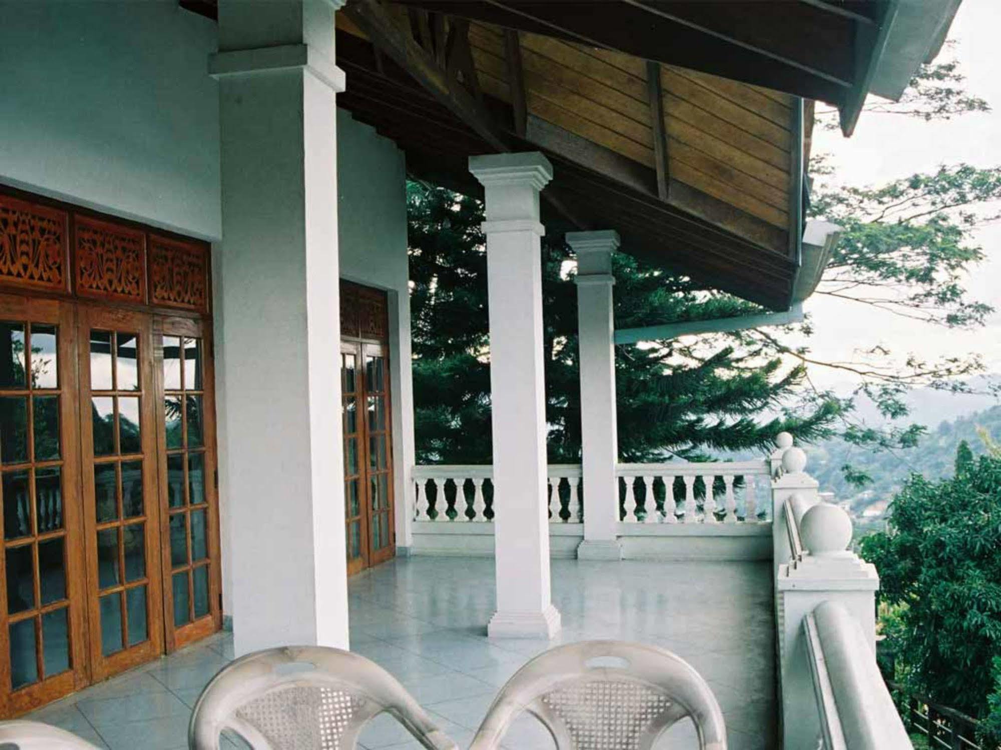 Alcam Holiday Home Kandy Ngoại thất bức ảnh